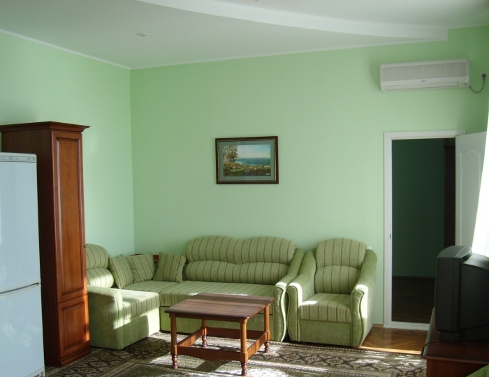 Люкс «Престиж» (юг, с балконом) (1 корп.) - Санаторий «Парус» Гаспра